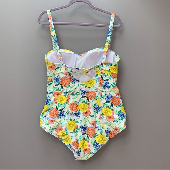 Torrid Floral Wings One Piece Bathing Suit, 1X. - Picture 5 of 10